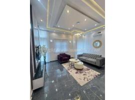 Appartement meublé d'une chambre salon à Fidjrossè plage 